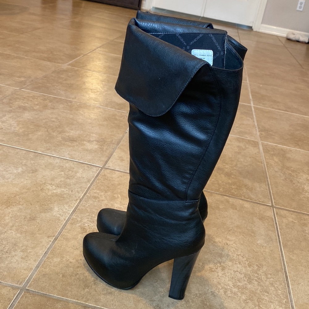 Boots - Picture 2 of 6